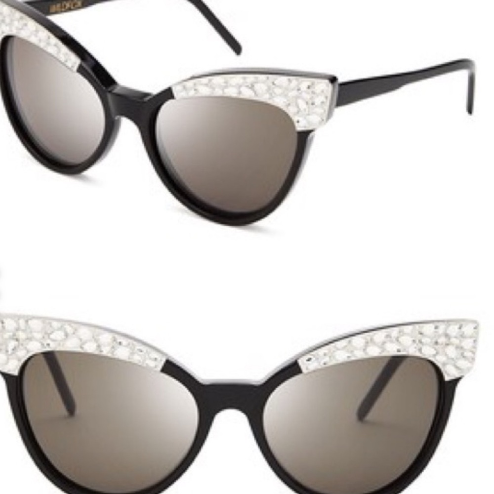 NIB Wildfox Le Femme 2 Sunglasses with case and Box